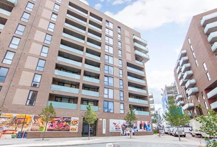1 Bedroom Apartment For Sale In Blair Street, London, E14