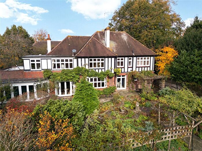 5 Bedroom Detached House For Sale In Westmead, London, SW15