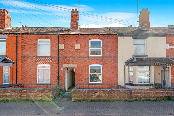 2 Bedroom Terraced House For Sale In Alexandra Street, Burton Latimer, Northamptonshire, NN15