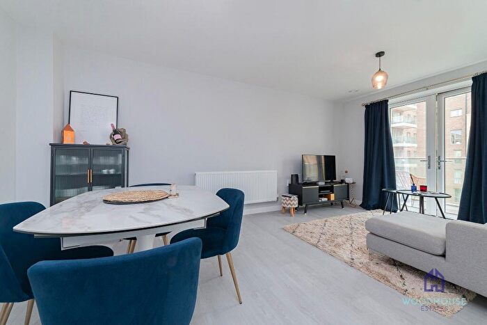 2 Bedroom Flat For Sale In Coxwell Boulevard, London, NW9