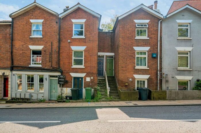 3 Bedroom Terraced House To Rent In Romsey Road, Winchester, SO22