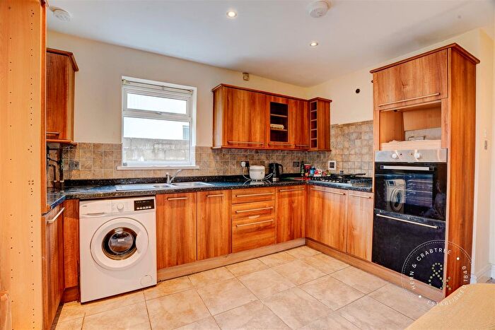 1 Bedroom Flat For Sale In Lower Cathedral Road, Cardiff, CF11