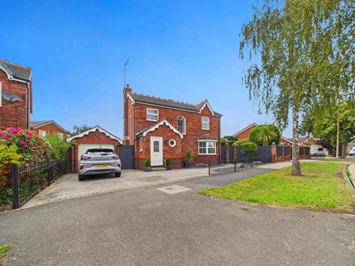 4 Bedroom Detached House For Sale In Howdale Road, Hull, HU8