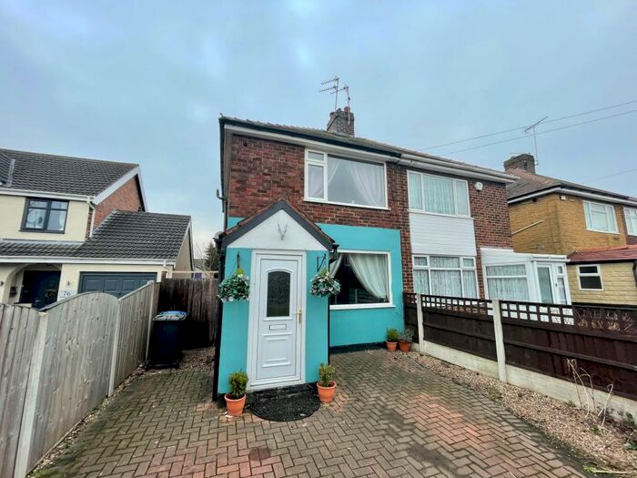 3 Bedroom Semi-Detached House To Rent In Meadow Lane, Chaddesden, DE21