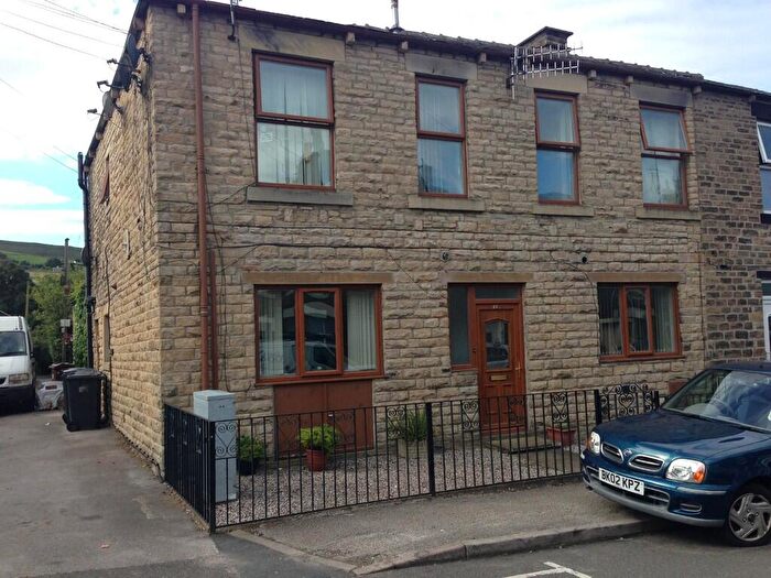 1 Bedroom Flat To Rent In Flat, A Pikes Lane, SK13