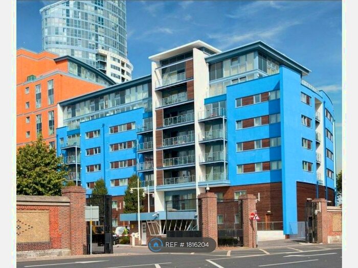 1 Bedroom Flat To Rent In Blue Building, Portsmouth, PO1