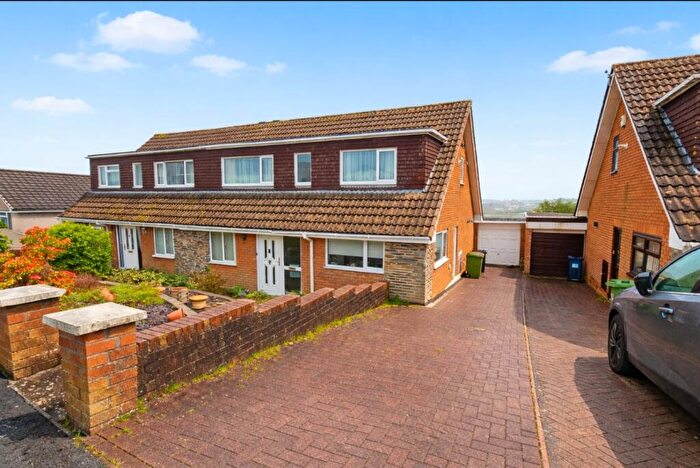 4 Bedroom Semi Detached House For Sale In Briarleigh Close, Plymouth, PL6