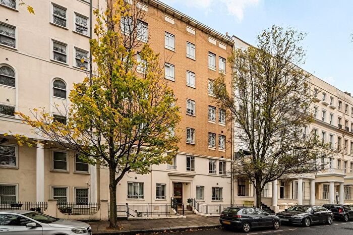 2 Bedroom Flat For Sale In Leinster Gardens, London, W2