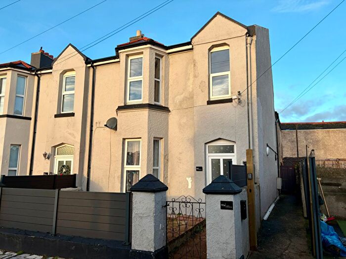 3 Bedroom Terraced House To Rent In Babbacombe Road, Torquay, TQ1