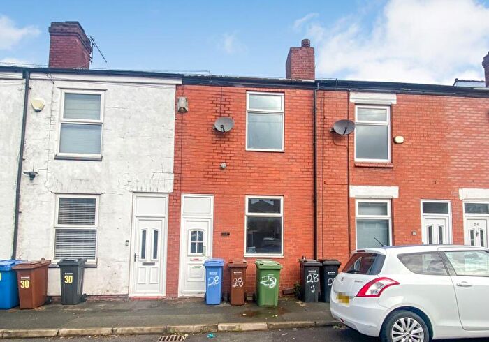 2 Bedroom Terraced House For Sale In Stream Terrace, Stockport, Cheshire, SK1