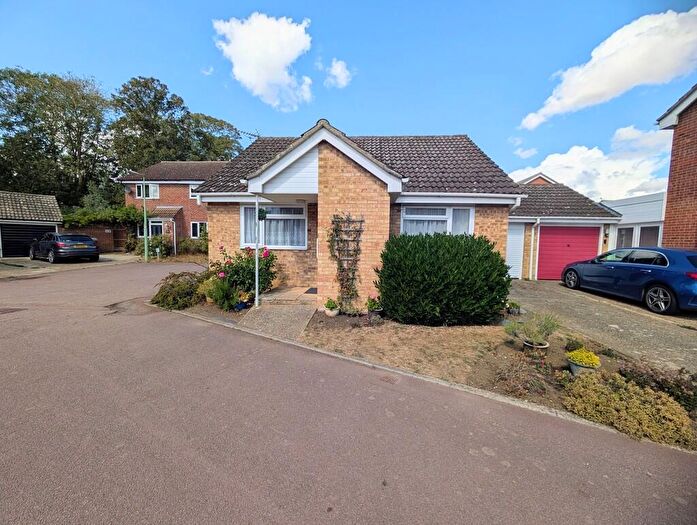 2 Bedroom Detached Bungalow For Sale In Raedwald Drive, Bury St. Edmunds, IP32
