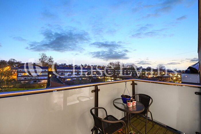 1 Bedroom Flat For Sale In Hester House, Connington Road, Lewisham, London, SE13