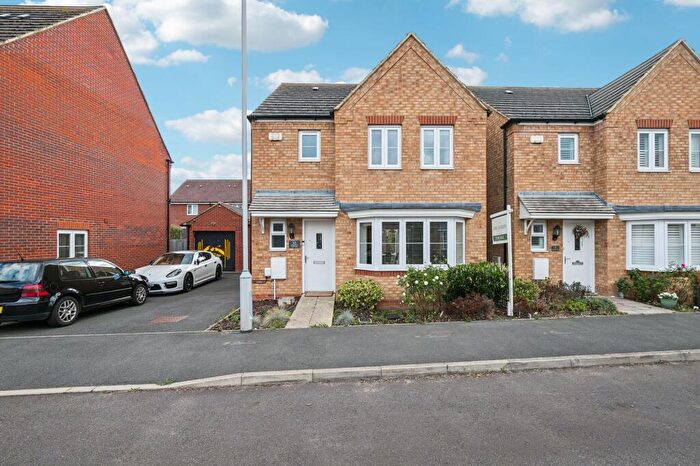 3 Bedroom Detached House For Sale In Ryder Way, Flitwick, MK45