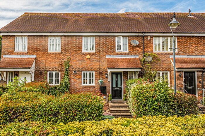 3 Bedroom Terraced House For Sale In Rowan Close, Shenley, Radlett, WD7