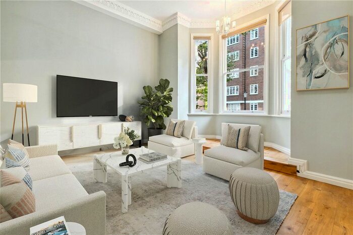 3 Bedroom Property To Rent In Vicarage Gate, Kensington, W8