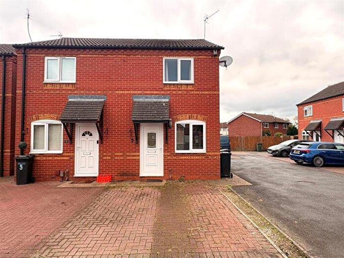 2 Bedroom Semi-Detached House To Rent In Clipstone Gardens, Wigston, LE18