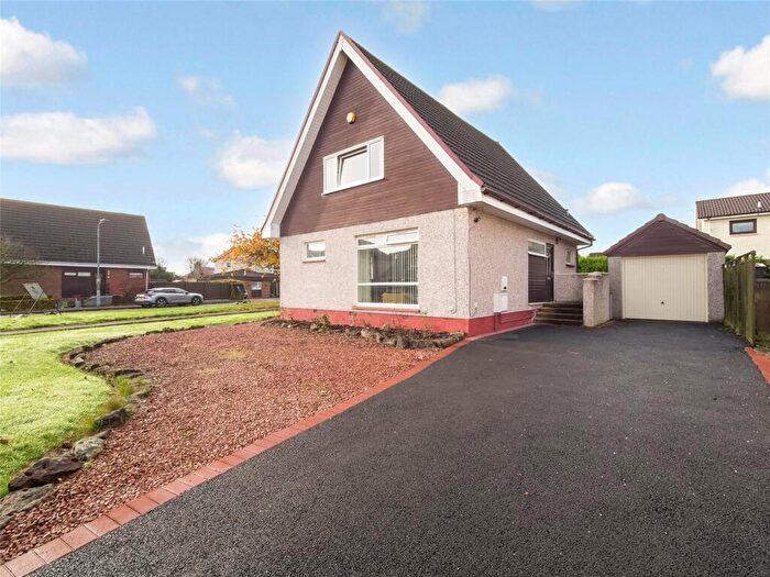 3 Bedroom Bungalow For Sale In Dipple Court, Kilbirnie, North Ayrshire, KA25
