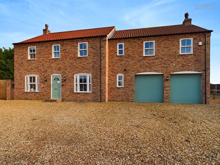 5 Bedroom Detached House For Sale In Broadgate, Whaplode Drove, Spalding, PE12