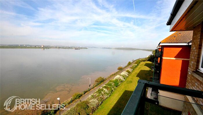 2 Bedroom Apartment For Sale In Harrisons Wharf, Purfleet-on-Thames, Essex, RM19