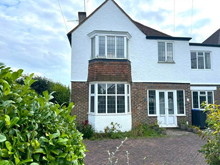 2 Bedroom Flat To Rent In Offington Avenue, BN14