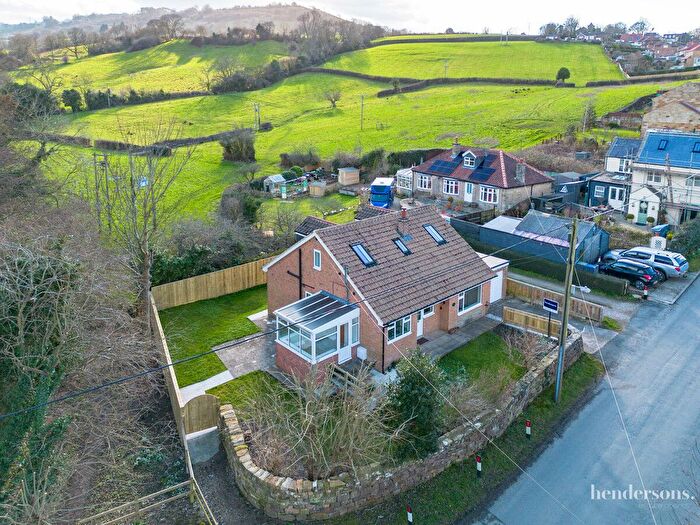 4 Bedroom Bungalow For Sale In Iburndale Lane, Whitby, YO22