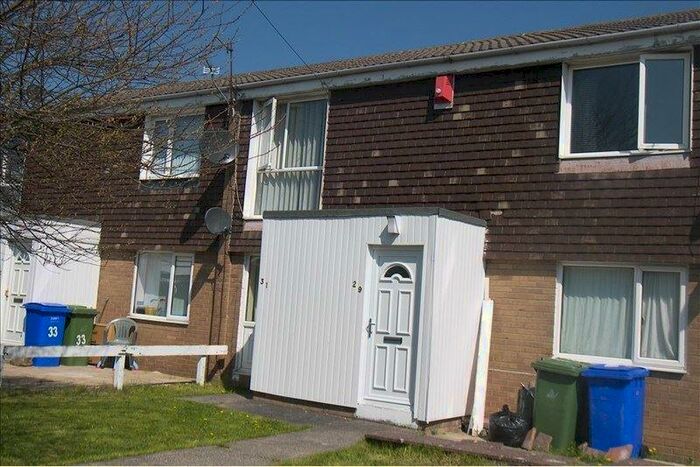 2 Bedroom Flat To Rent In Holystone Close, Newsham Farm, Blyth, Northumberland, NE24