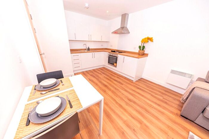 1 Bedroom Flat To Rent In The Gateway, Trafford Road, Salford, M5