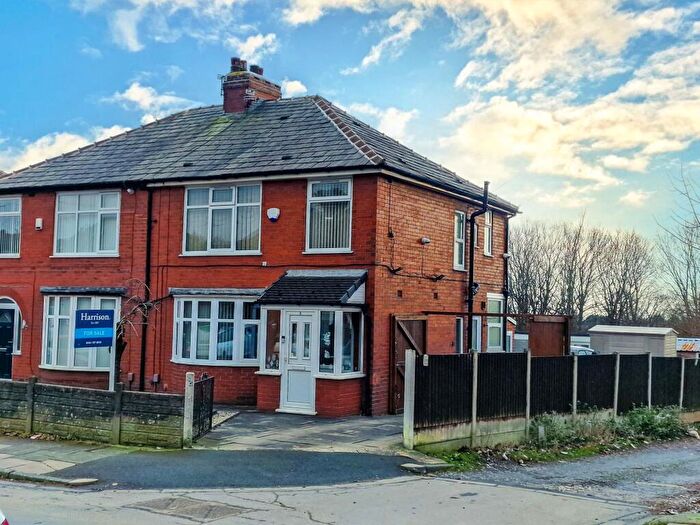 3 Bedroom Semi Detached House For Sale In Firwood Lane, Firwood, Bolton, BL2