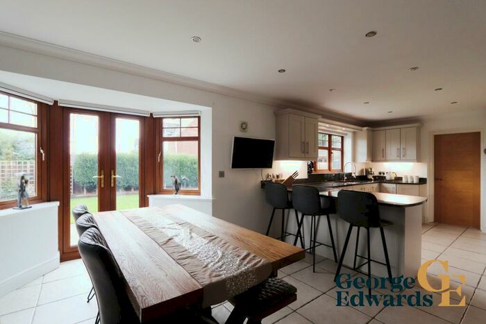 5 Bedroom Detached House For Sale In The Willows, Norton Juxta, CV9