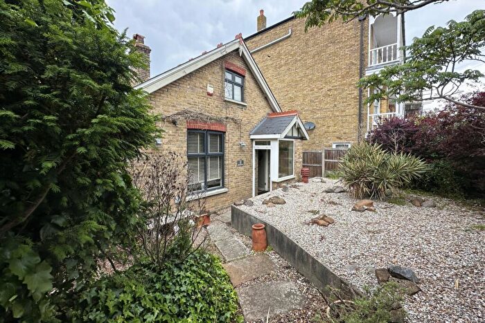 2 Bedroom Detached House For Sale In Sandown Road, Deal, CT14