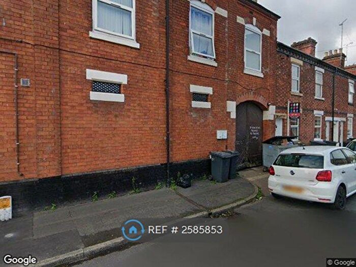 2 Bedroom Flat To Rent In St Paul Street West, Burton-On-Trent, DE14