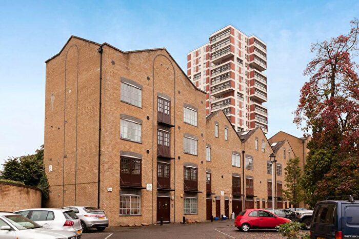 1 Bedroom Apartment To Rent In Pump House Close, Canada Water, SE16