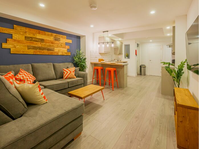 5 Bedroom Terraced House To Rent In Irving Road, Coventry, CV1