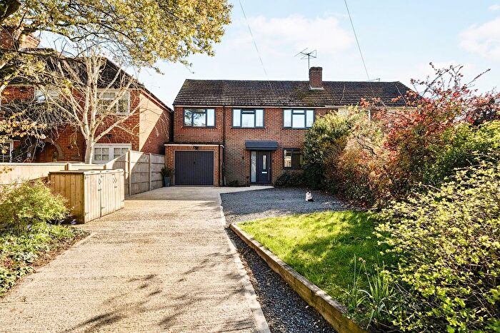 4 Bedroom Semi Detached House For Sale In Essex Street, Newbury, RG14