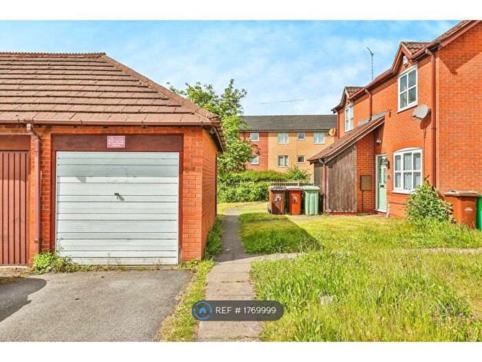 2 Bedroom Terraced House To Rent In Shelby Close, Lenton, NG7