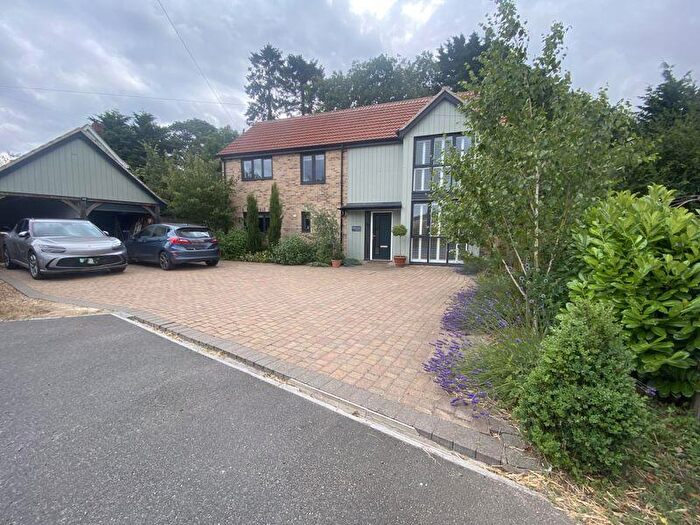 4 Bedroom Detached House For Sale In Diss Road, Wattisfield, IP22