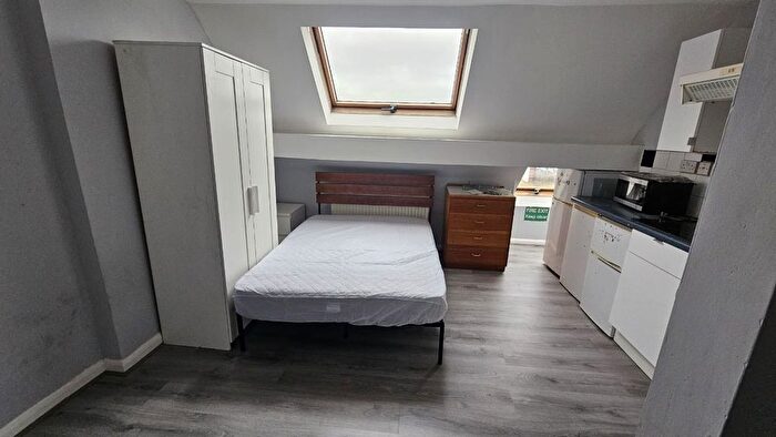 Studio To Rent In Flat, Hindes Road, Harrow, HA1