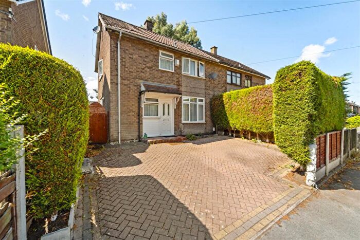 3 Bedroom Semi-Detached House For Sale In Manor Avenue, Sale, M33