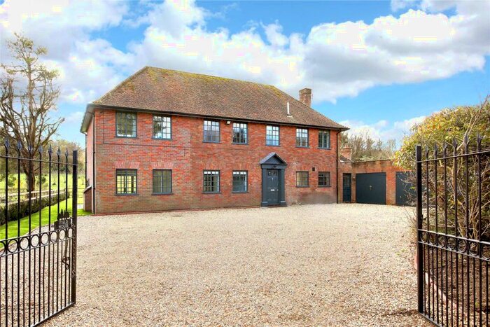6 Bedroom Detached House To Rent In Little Shardeloes, Amersham, Bucks, HP7