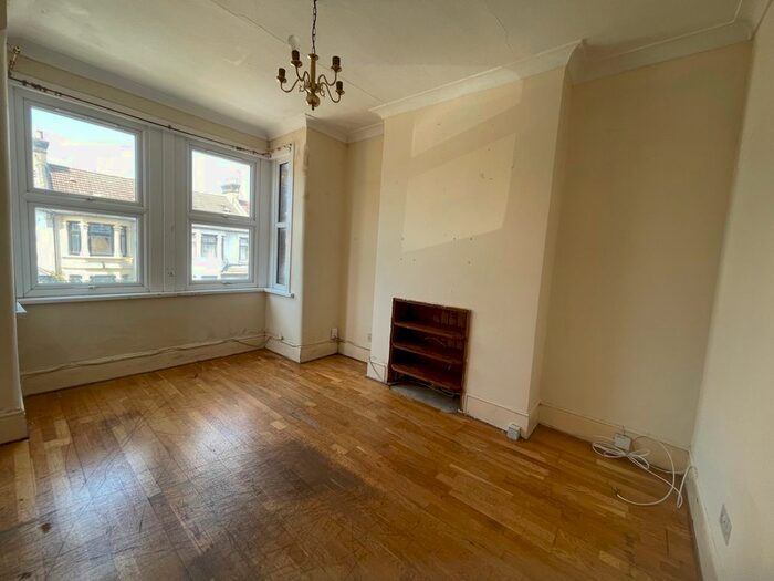 2 Bedroom Flat To Rent In Burges Road, London, E6