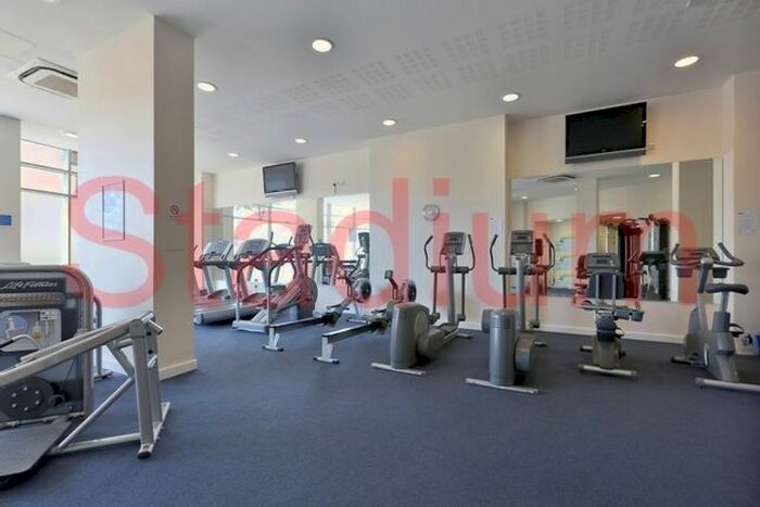 3 Bedroom Flat For Sale In Eden Grove, London, N7