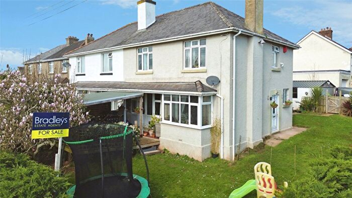 4 Bedroom Semi-Detached House For Sale In Beechfield Avenue, Torquay, Devon, TQ2