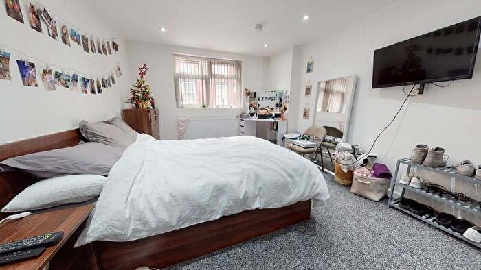 3 Bedroom Terraced House To Rent In Harold Mount, Hyde Park, Leeds, LS6