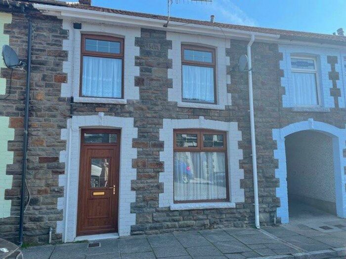 3 Bedroom House To Rent In Dumfries Street, Treorchy, Rct, CF42
