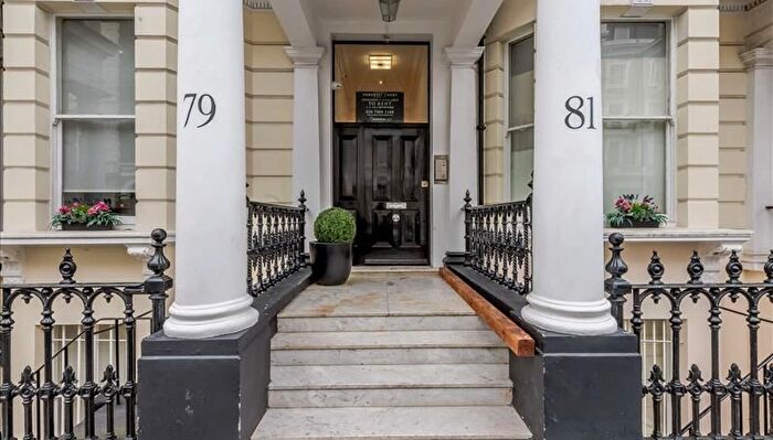 4 Bedroom Flat To Rent In Lexham Gardens, London, W8