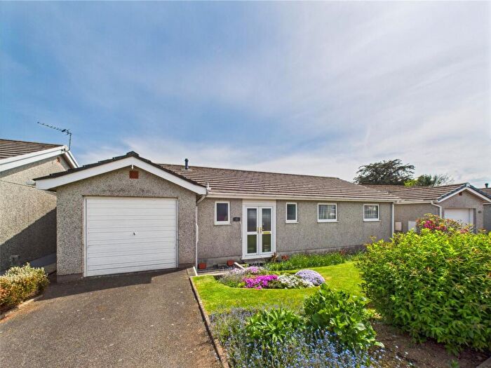 3 Bedroom Bungalow For Sale In Woodgate Road, Liskeard, Cornwall, PL14