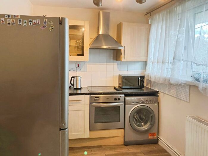 1 Bedroom Flat To Rent In Mona Road, London, SE15