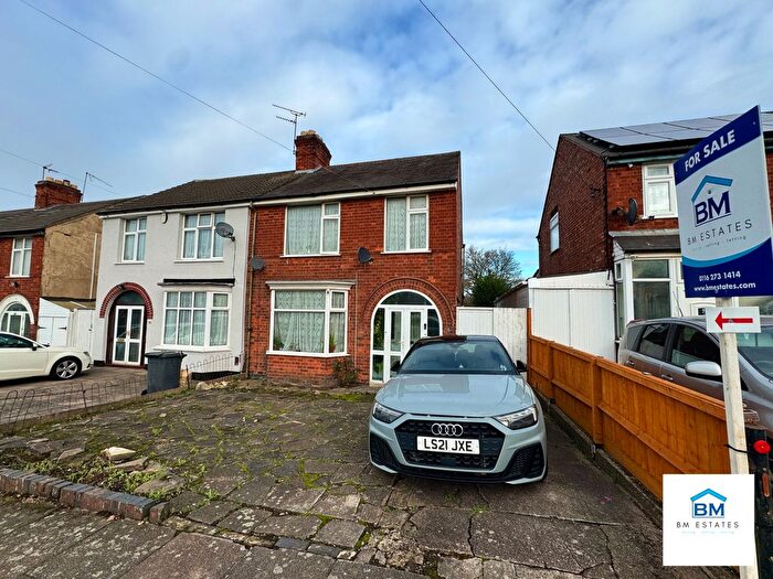 3 Bedroom Semi Detached House For Sale In Crown Hills Avenue, Leicester, LE5