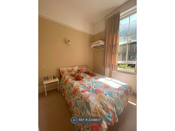 1 Bedroom Flat To Rent In London, London, W14