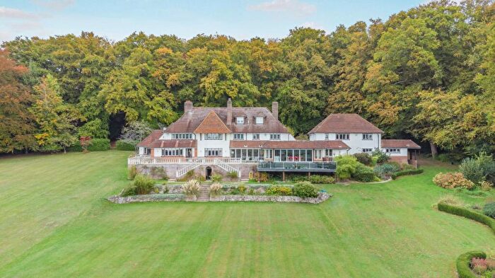 6 Bedroom Detached House For Sale In Whitchurch On Thames, Oxfordshire, RG8